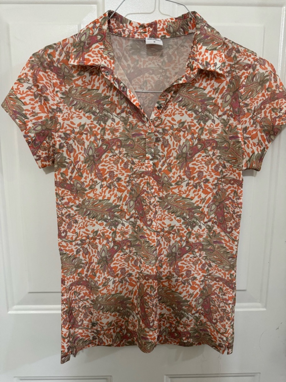 Printed Short-Sleeve Women's Polo Top in Orange and taupe